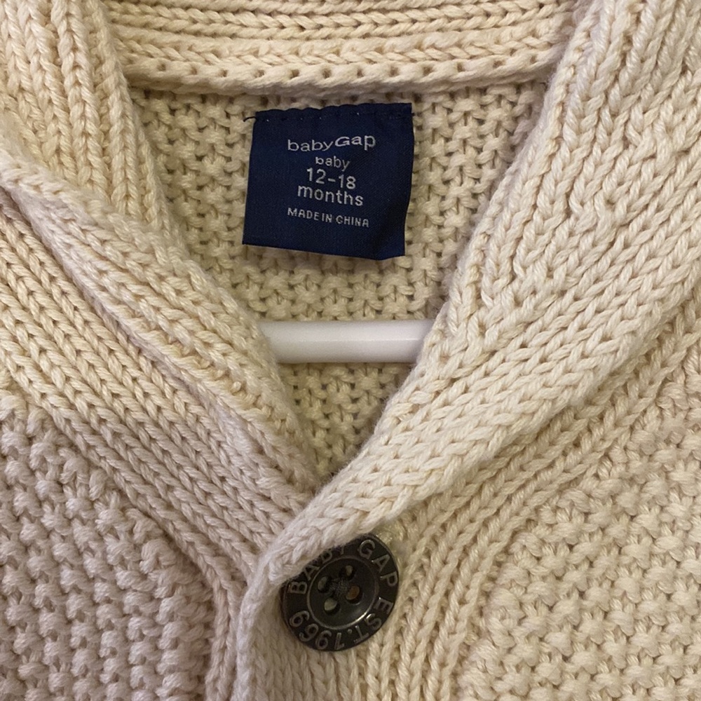 Baby Gap Knit Cardigan. NWOT - Picture 3 of 4